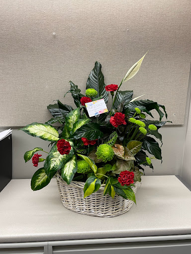 Florist «Flower & Gifts By Renee», reviews and photos, 6914 Schaefer Rd, Dearborn, MI 48126, USA