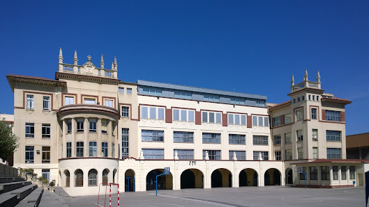 Colegio La Salle Av. de Camilo Alonso Vega, 33, 39007 Santander, Cantabria, España