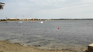 Photo n°35 de Téléski Nautique Barcarès wakeboard à Le Barcarès ()