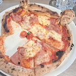 Photo n° 1 de l'avis de killian.o fait le 18/05/2024 à 10:37 pour Restaurant La Villa - Pizzeria & Afterwork à Saint-Romain-de-Jalionas