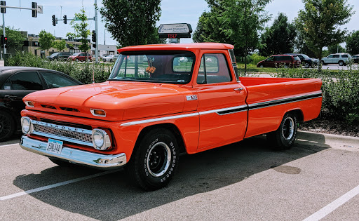 Tire Shop «Discount Tire Store - Cedar Rapids, IA», reviews and photos, 3050 Wiley Blvd SW, Cedar Rapids, IA 52404, USA