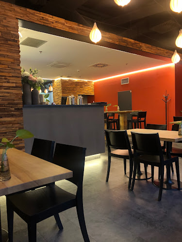 Orange Moon - Thajská restaurace - Restaurace