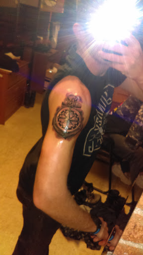 Tattoo Shop «Liberty Tattoo Inc», reviews and photos, 1027 N Milwaukee Ave, Libertyville, IL 60048, USA