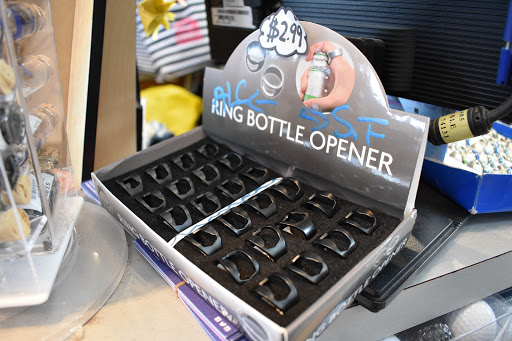 Gift Shop «Alcatraz Gift Shop», reviews and photos, 39 Pier 39 Concourse, San Francisco, CA 94133, USA