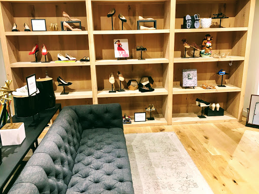 Clothing Store «J.Crew», reviews and photos, 3423 N Southport Ave, Chicago, IL 60657, USA