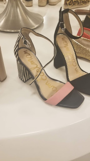 Department Store «Nordstrom», reviews and photos, 1880 Annapolis Mall Rd, Annapolis, MD 21401, USA