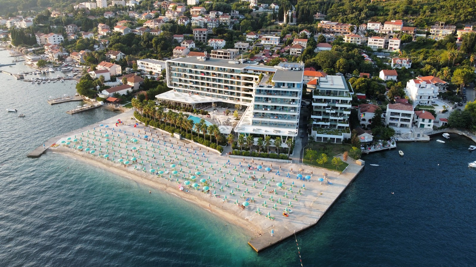 Carine Hotel Kumbor Beach photo #9