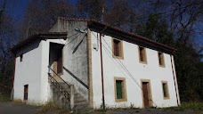 Antigua escuela en San Vicente de la Barquera