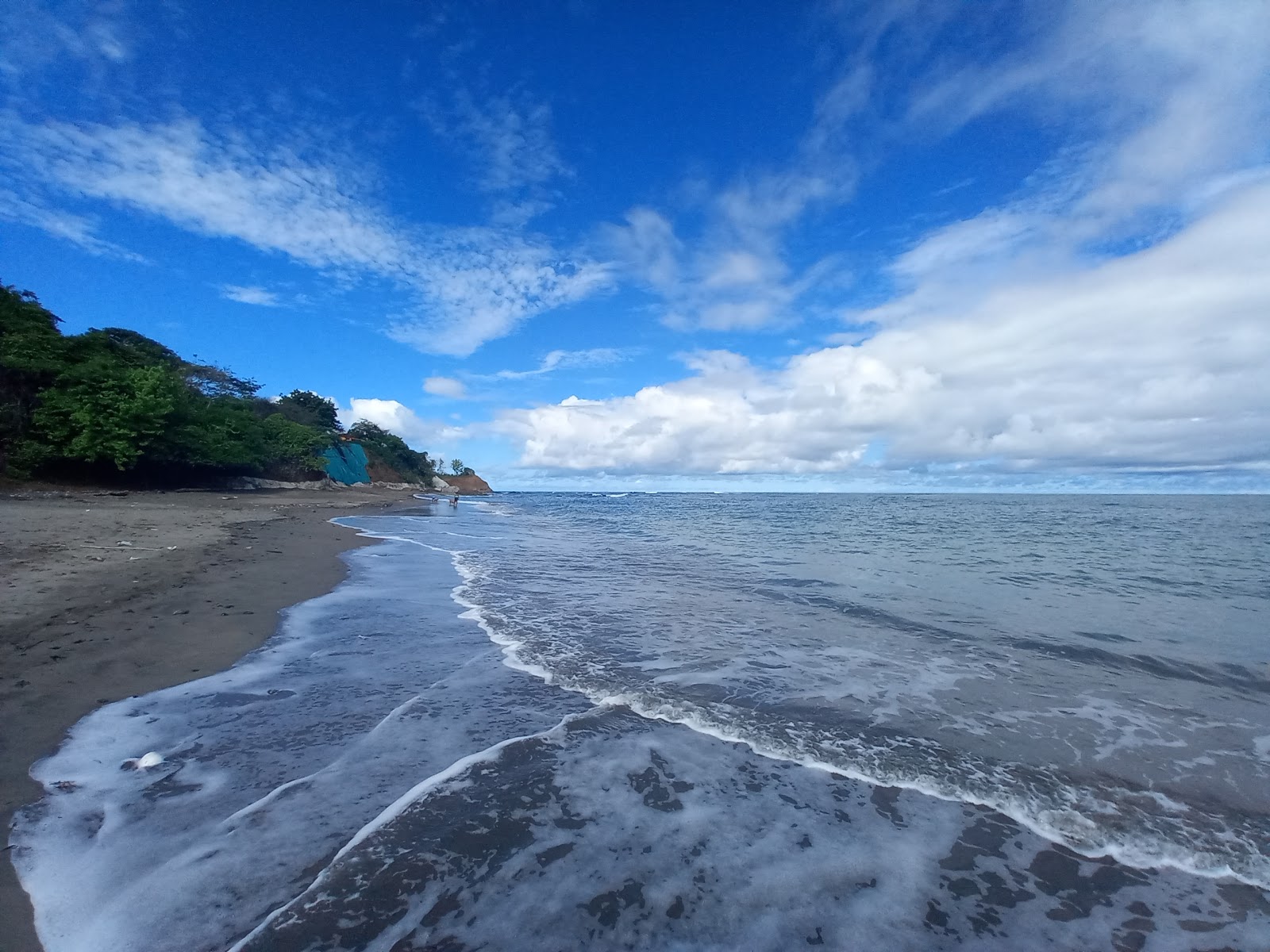 Photo de Ciruelito Beach avec l'eau cristalline de surface
