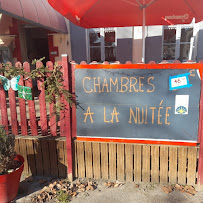 Photos du propriétaire du Restaurant français Bar / Restaurant / Chambre à la nuitee à 45e/Le Champ de Foire à Châteaumeillant à Châteaumeillant - n°13