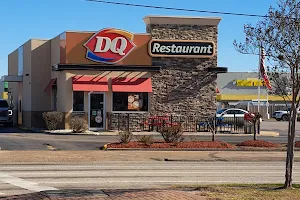 Dairy Queen image