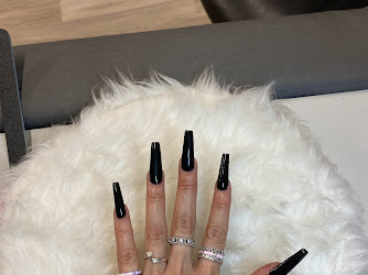 Totally Nails