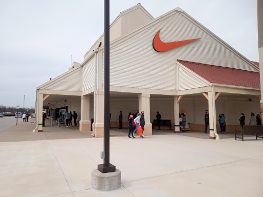 Sporting Goods Store «Nike Factory Store», reviews and photos, 11656 NE Executive Dr, Edinburgh, IN 46124, USA