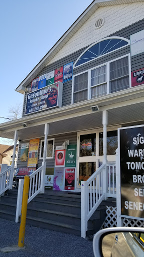 Geronimo Smoke Shop, 10 Squaw Ln, Mastic, NY 11950, USA, 