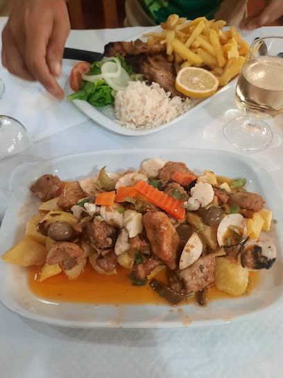 Restaurante O Alentejano - Praça Félix Correia 1, 2720-228 Amadora, Portugal