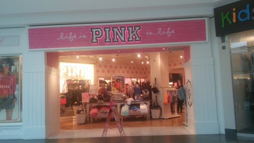 Shopping Mall «River Oaks Center», reviews and photos, 96 River Oaks Center Dr, Calumet City, IL 60409, USA