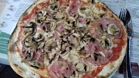 Pizza du Restaurant La Salamandre à Amboise - n°4