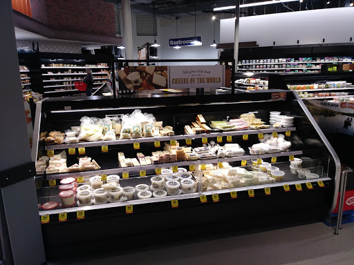 Grocery Store «Meijer», reviews and photos, 15000 US-31, Grand Haven, MI 49417, USA