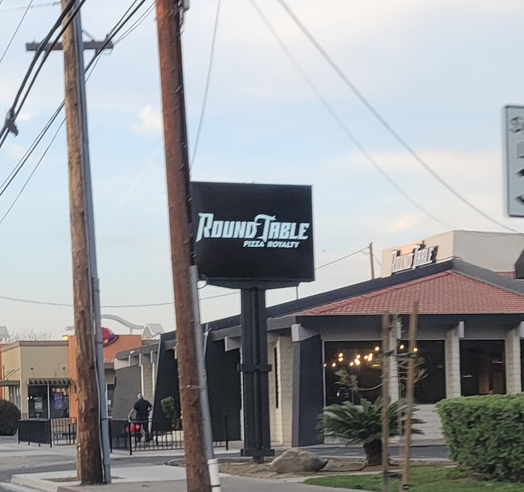 Round Table Pizza 95382