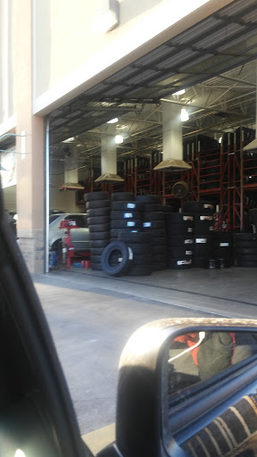 Tire Shop «Discount Tire Store - Queen Creek, AZ», reviews and photos, 21505 S Ellsworth Loop, Queen Creek, AZ 85142, USA