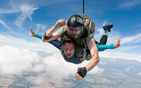 Skydive Academy - Стрибок з парашутом image