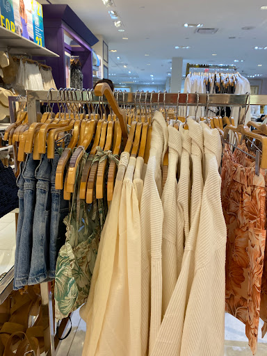 Clothing Store «Forever 21», reviews and photos, 4502 S Steele St #426B, Tacoma, WA 98409, USA