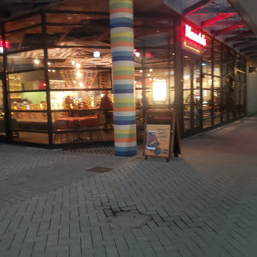 Shopping Mall «Westfield Old Orchard», reviews and photos, 4905 Old Orchard Shopping Center, Skokie, IL 60077, USA