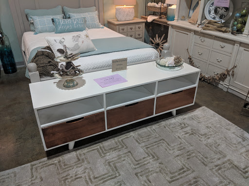 Furniture Store «Lola Belle Co of Southern Maryland», reviews and photos, 26288 Point Lookout Rd, Leonardtown, MD 20650, USA