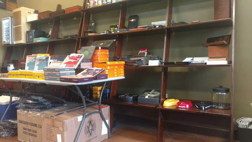 Tobacco Shop «Tinder Box Collierville», reviews and photos, 3615 S Houston Levee Rd, Collierville, TN 38017, USA