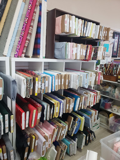 Thrift Store «Assistance League of East Valley Thrift Shop», reviews and photos, 2326 N Alma School Rd, Chandler, AZ 85224, USA