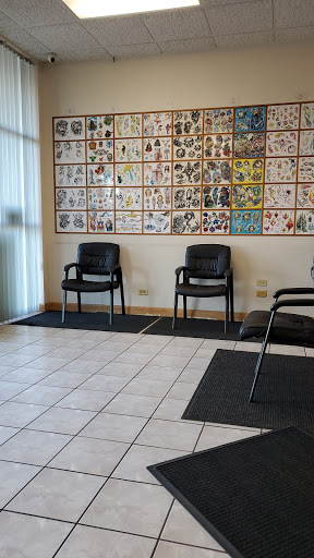 Tattoo Shop «Private Ink», reviews and photos, 333 Peterson Rd #250, Libertyville, IL 60048, USA