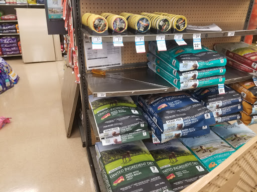 Pet Supply Store «Petco Animal Supplies», reviews and photos, 7907 State Highway N, Dardenne Prairie, MO 63368, USA