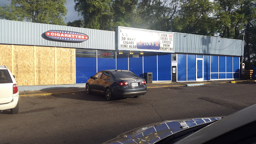 Tobacco Shop «Tobacco Town», reviews and photos, 8200 SW Barbur Blvd, Portland, OR 97219, USA