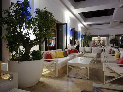 Información y opiniones sobre Restaurante Döss Marbella de Marbella