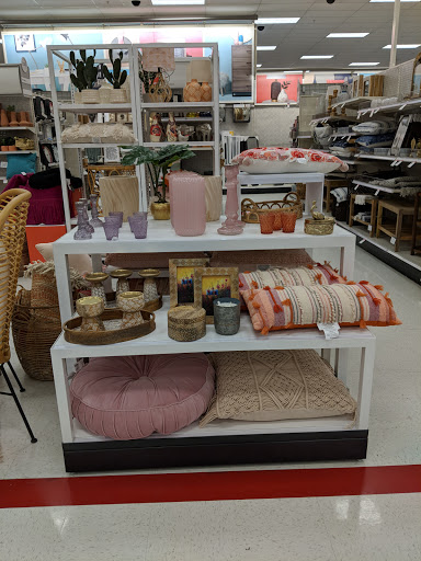 Department Store «Target», reviews and photos, 1 Hawes Way, Stoughton, MA 02072, USA