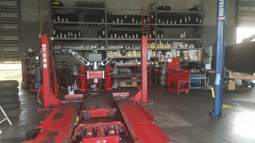 Auto Repair Shop «Meineke Car Care Center», reviews and photos, 606 E Brandon Blvd, Brandon, FL 33511, USA