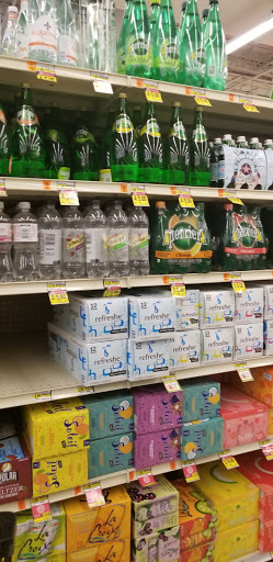 Grocery Store «Jewel-Osco», reviews and photos, 2317 75th St, Woodridge, IL 60517, USA