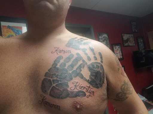 Tattoo Shop «New Skool Tattoo», reviews and photos, 24644 Telegraph Rd, Brownstown Charter Twp, MI 48134, USA