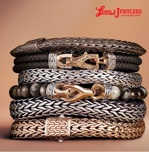 Jewelry Store «Lewis Jewelers», reviews and photos, 2000 W Stadium Blvd, Ann Arbor, MI 48103, USA
