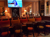Atmosphère du Restaurant français Le Paris Versailles - n°7
