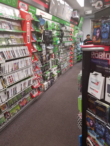 GameStop, 1618 Spencer Hwy D, South Houston, TX 77587, USA, 