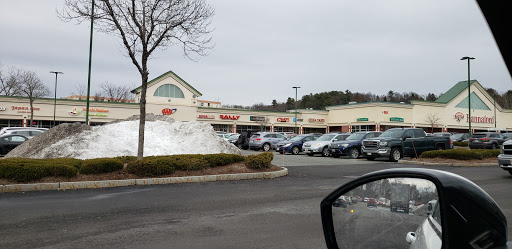 Shopping Mall «R.K. Centre», reviews and photos, 201 Boston Post Rd W, Marlborough, MA 01752, USA