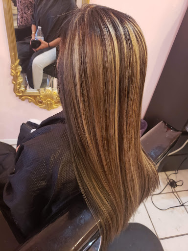 Beauty Salon «Z beauty salon & barber shop llc», reviews and photos, 1015 W Prince Rd, Tucson, AZ 85705, USA