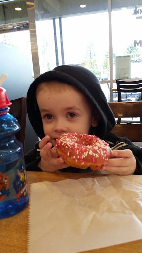 Donut Shop «Sesame Donuts - Scholls Ferry», reviews and photos, 12700 SW North Dakota St, Portland, OR 97223, USA