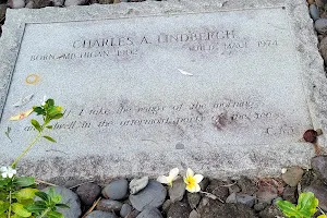 Charles Lindbergh's Grave image