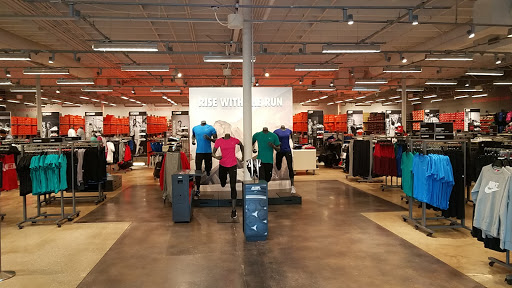 Nike Factory Store, 199 Outlet Center Dr e053, Queenstown, MD 21658, USA, 