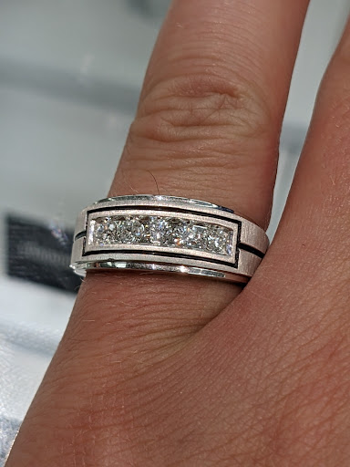 Jeweler «Shane Co.», reviews and photos, 2530 N Main St, Walnut Creek, CA 94597, USA