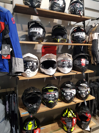 Helmet shops in Auckland