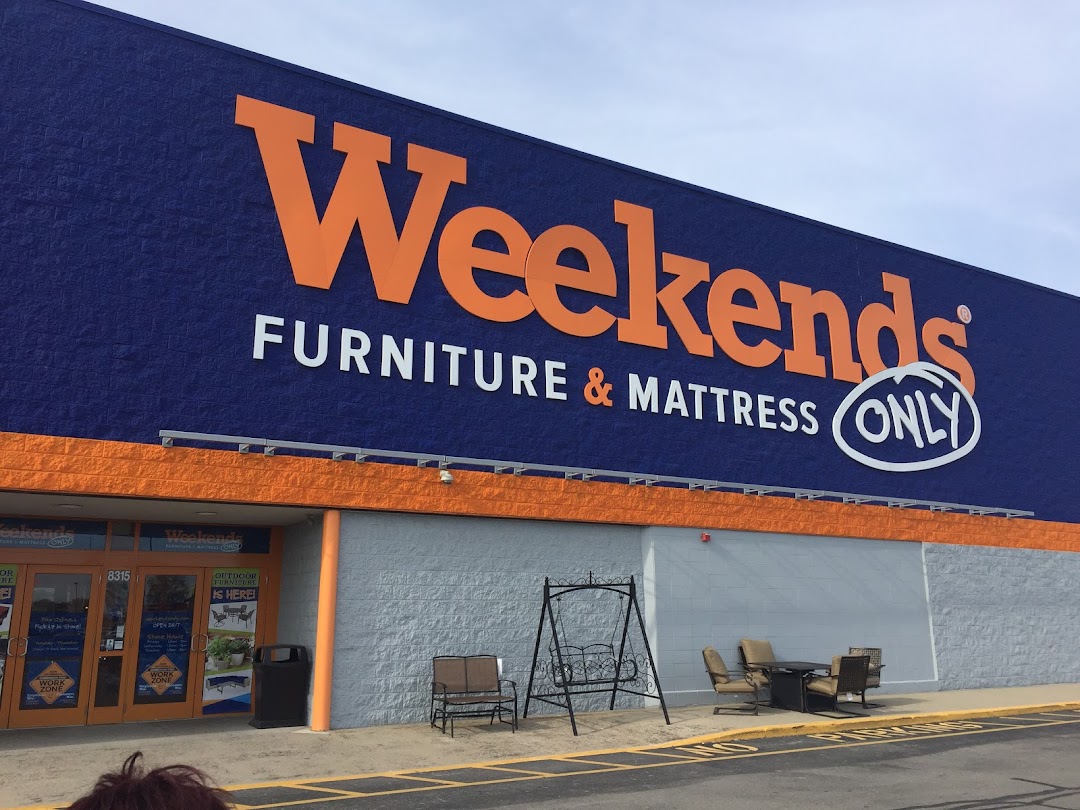 Weekends Only Furniture & Mattress — Castleton