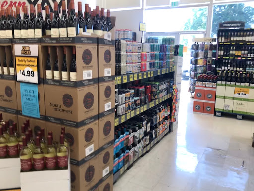 Grocery Store «Grocery Outlet Bargain Market», reviews and photos, 354 S 1st Ave, Hillsboro, OR 97123, USA